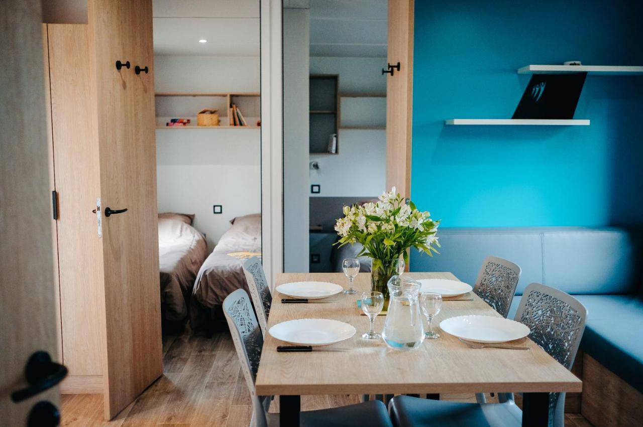 Mobil Home Xxl 4 Chambres - Camping L'Evasion Martignac  Buitenkant foto